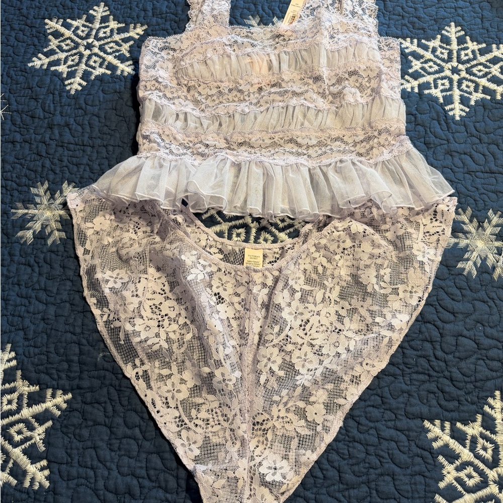 Victoria’s Secret Elegant Lace Sleepwear Set in light purple